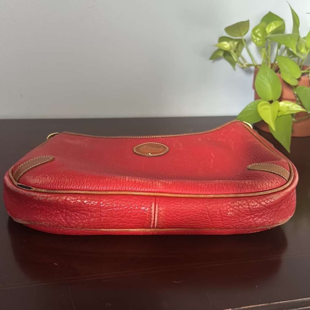 Vintage Dooney & Bourke red purse! - Picture 5 of 15